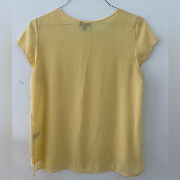 The Limited yellow work blouse size large - Picture 3 of 3
